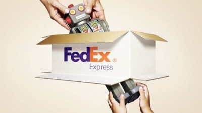 FedEx - Box - Robot