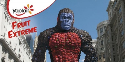 Fruit Kong, personajul creat de Saatchi &amp; Saatchi pentru lansarea iaurturilor Yoplait Fruit Extreme