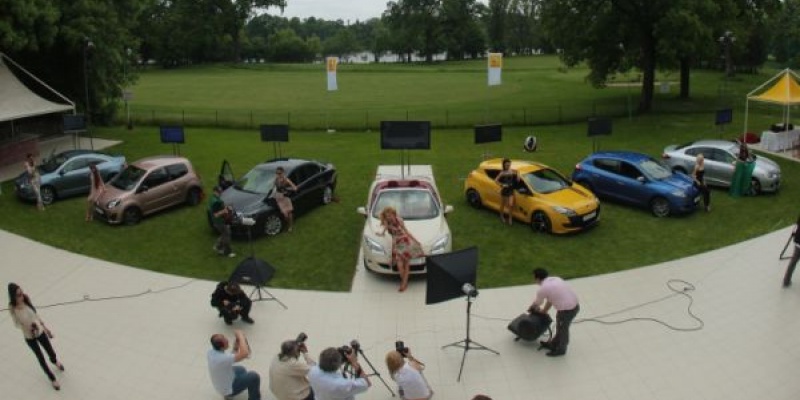 Publicis a conceput si implementat evenimentul de prezentare a 7 modele cu noul design Renault