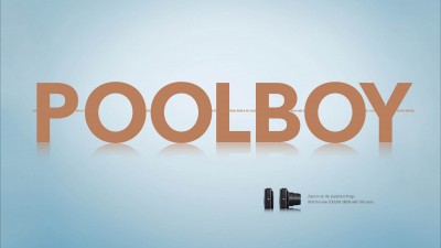 Nikon Coolpix S8000 - Zoom In (Poolboy)