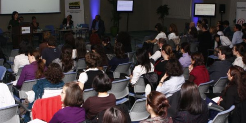 SMARK KnowHow: Marketing Research 2011 – Panelul Online Research