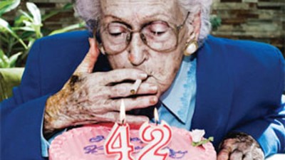 Nicorettes - Smoking causes premature aging