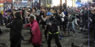 Flashmob J&amp;B - City Remix in Bucuresti