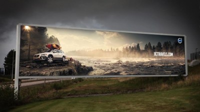 Volvo XC Travels - Water