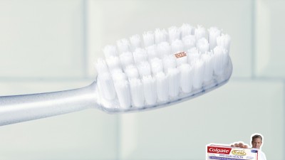 Colgate Pro Gum Health - Toothbrush