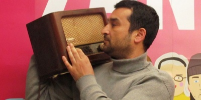 Adrian Popescu (Radio Guerrilla): Te eliberam pe tine, consumatorule de radio, te protejam de muzica proasta, de vorba fara fond, de forma fara continut, de viata fara sens.