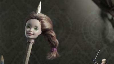 Readers Den Comic Shop - Horror Doll