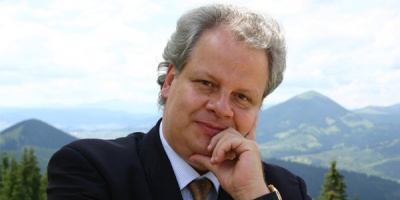 Jean Valvis (AQUA Carpatica): Suntem intr-o tara cu izvoarele nemaipomenit de bune, insa cu un cadru legal foarte permisiv