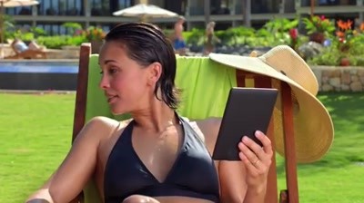 Amazon Kindle Paperwhite - Perfect at the Beach