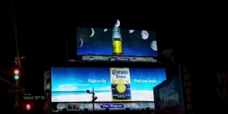 Corona Extra le aduce consumatorilor luna de pe cer