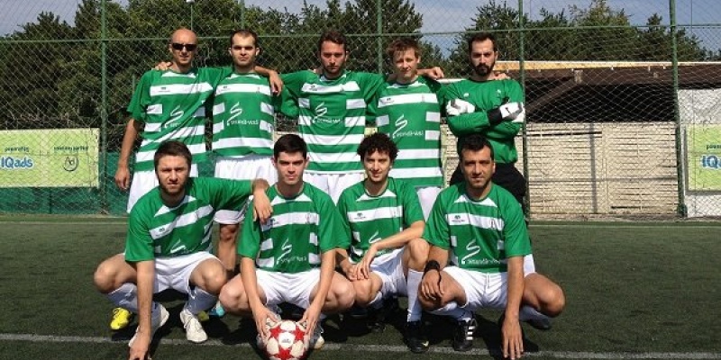 Echipa F.C. Leo Burnett joaca pentru Secunda-viata la Cupa Agentiilor la Fotbal