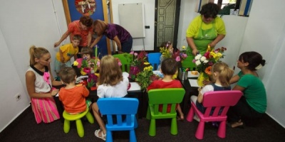 FlorideLux lanseaza Petaledeviata.ro, un proiect de CSR prin care doneaza 20% din venituri Asociatiei HelpAutism