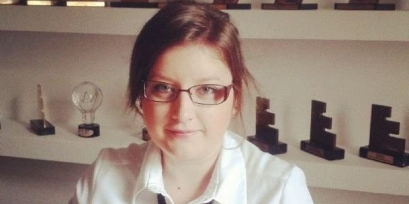 La o bere cu barbatul roman