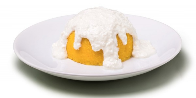 Albalact isi extinde portofoliul de produse cu MBS – mamaliguta cu branza si smantana