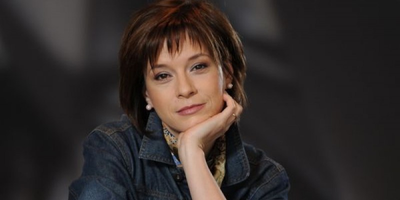 Eliza Rogalski despre rolul de strateg in emisiunea TVR "Pretuieste Viata", gazduita de Andreea Marin