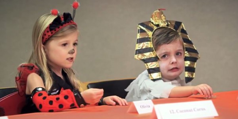 Copiii americani versus dulciurile sanatoase de Halloween
