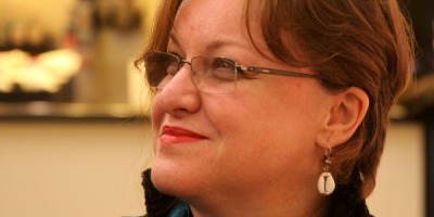 Corina Suteu: Trebuie sa recunoastem valorile incontestabile ale culturii romane, chiar daca nu aderam la ele