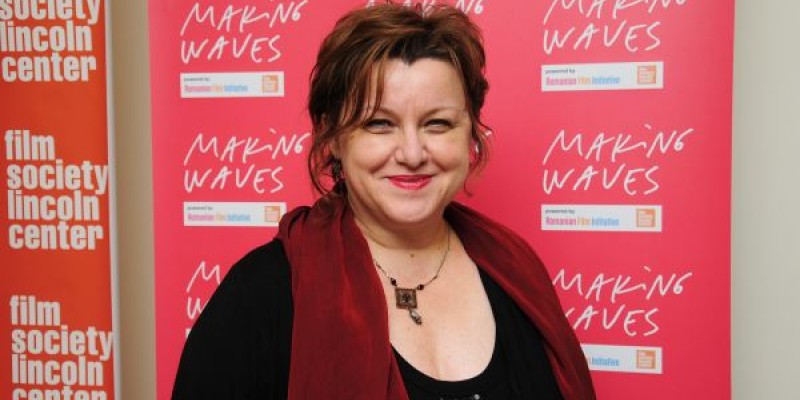 Corina Suteu: Romania e ca un om cu foarte multe calitati pe care le foloseste anapoda