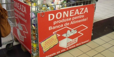 Carrefour organizeaza si anul acesta o colecta de alimente pentru nevoiasi