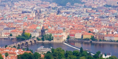 Castigatorul concursului &quot;Te abonezi la Rombiz si castigi&quot; va primi o excursie la Praga