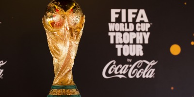 Trofeul Cupei FIFA a devenit #CupaTututor intr-o campanie integrata Coca-Cola