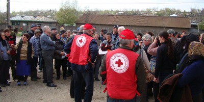 Fundatia Carrefour a donat Crucii Rosii Romane produse de prima necesitate pentru familiile sinistrate din Galati