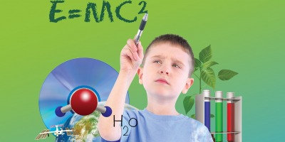 Proiectul Bayer "Laboratorul de stiinte" ofera elevilor posibilitatea sa participe la experimente practice