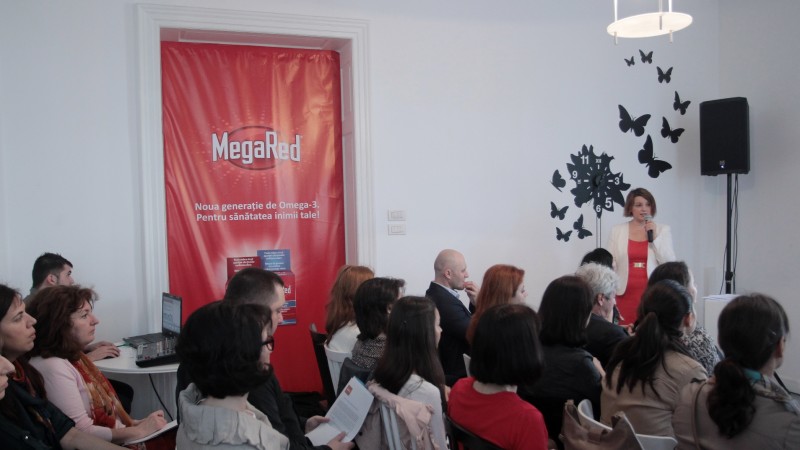 GolinHarris a creat "Labirintul inimii" pentru lansarea MegaRed in Romania