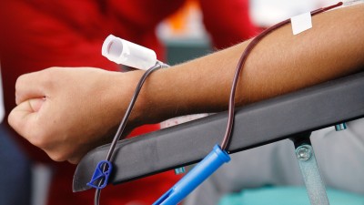 Fundatia Vodafone Romania va investi 360.000 euro in 7 centre de transfuzii din toata tara
