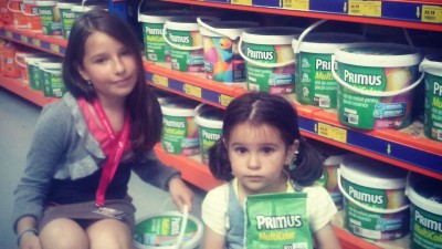 "Culoare pentru tine, Culori pentru copii", o noua campanie de strangere de fonduri lansata de Patru Maini