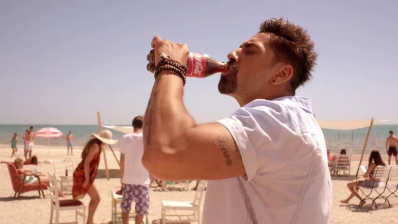 "Spune-i cu o Coca-Cola si un cantec", o noua campanie adresata tinerilor pasionati de muzica