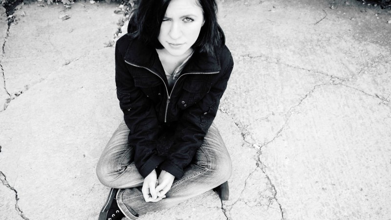 Diana Gandila, foto-videograf, pasionata de criminalistica si filme europeano-asiatico-dubioase