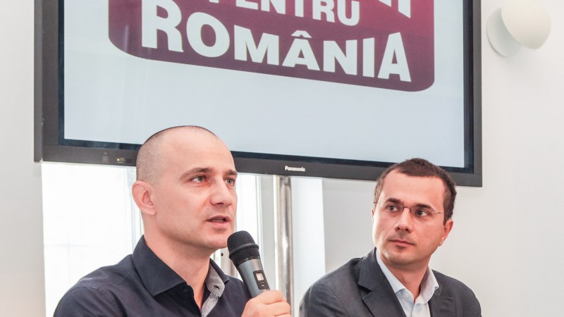 Bucegi da startul programului „Meserii pentru Romania” si sustine scolile postliceale care formeaza meseriasii de maine