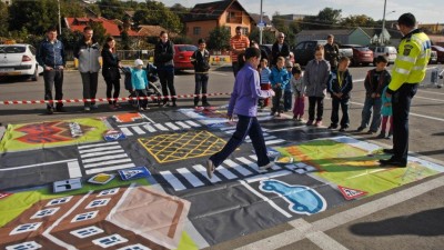 Lidl organizeaza cu sprijinul Politiei Rutiere Romane a doua editie a campaniei "Verde la educatie pentru circulatie"