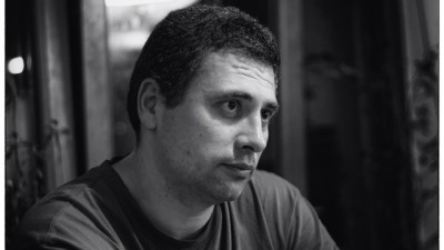 Radu Jude: De ce sa ai copywriteri capabili, cind citiva papitoi imbracati misto pot sa scrie ceva pe hirtie intr-o limba romana aproximativa?
