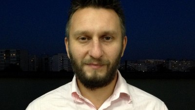 Dragos Musat-inimioara-hoax: Este ca intr-un roman politist. Doar ca, in loc de criminal, aflam ca e vorba de un pachet de unt