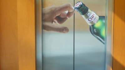 Cum a evoluat publicitatea indoor in ultimii 10 ani in Romania. Perspectiva Elevate