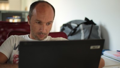 Alin Marghidanu: Selfie-ul a fost cam cel mai important trend in ultimii ani si a picat ca o mana cereasca pentru departamentele de marketing si comunicare
