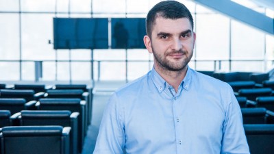 Dragos Tuta (The CSR Agency): Nevoia mare de educatie este la nivelul executivilor, al membrilor board-urilor si al altor manageri care cred ca CSR sau Sustenabilitate inseamna donatii sau proiecte sociale care sa genereze aparitii in presa