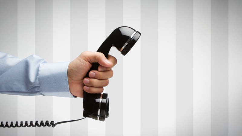 Infoline-urile brandurilor sunt un fel de mama ranitilor pentru clienti