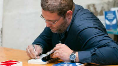 Patrick André de Hillerin: Daca azi ar mai exista presa in Romania, cartea mea n-ar fi despre caderea presei, ci despre excesele inerente ale unor povesti de succes
