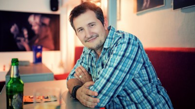 Ionut Caras, un mecanic suprarealist de fotografii: Imi place sa mixez orice, numai sa fie diferit si pe dos