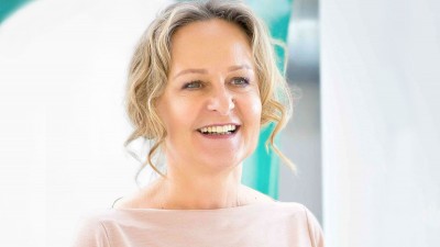 Iren Arsene, director editura Curtea Veche: Piata de carte este un barometru exact pentru o tara. Cu cat se citeste mai mult, cu atat devenim mai competitivi in calitatea vietii si a societatii