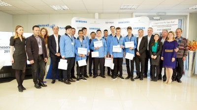Opt tineri au absolvit programul „O meserie pentru viitor”, desfasurat de Samsung si Fundatia Principesa Margareta a Romaniei