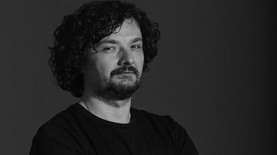 Dan Vezentan, New Folder Studio: Cu fiecare noua agentie cu care incepeam sa lucram, adaugam un “new folder”, dupa care sarbatoream. Denumirea a aparut fara sa ne dam seama