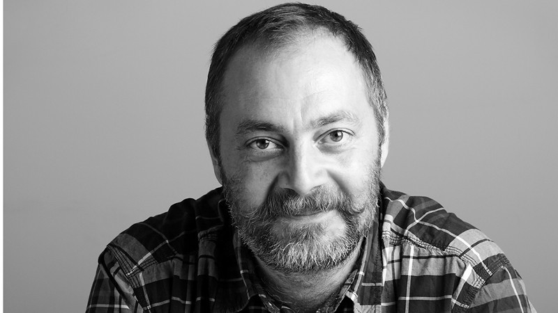 Buna, cinemaule! Ce faci?