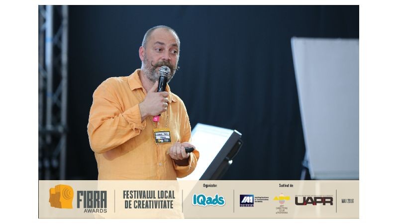 [Conferintele FIBRA] Regizorul Alexandru Maftei, despre constructia unei povesti care atrage atentia consumatorului