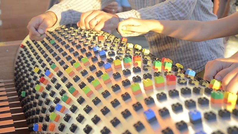 [Case Study] The Interactive Music Box - George Enescu Music Festival