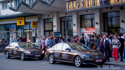 Mercedes-Benz Romania si TIFF au celebrat 10 ani de parteneriat in lumina reflectoarelor