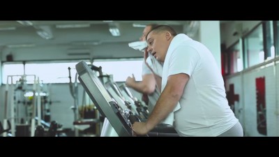 Romanii alearga pentru a lupta impotriva obezitatii. "Banca de KM" converteste kilometri in servicii medicale
